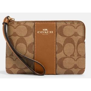 ✨ NWT ✨ Corner Zip Wristlet In Signature Canvas - Gold/Khaki Saddle 2